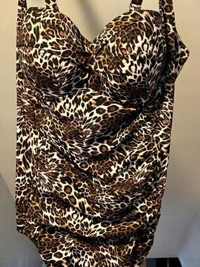 🌻NEW w/tag Betsey Johnson Cheetah Print Bandeau 1 Piece Swimsuit Retro Pinup 3X